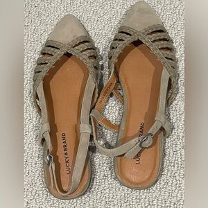 Lucky Brand Barima Slingback Suede Flat Sandal SIZE 8M in color DUNE